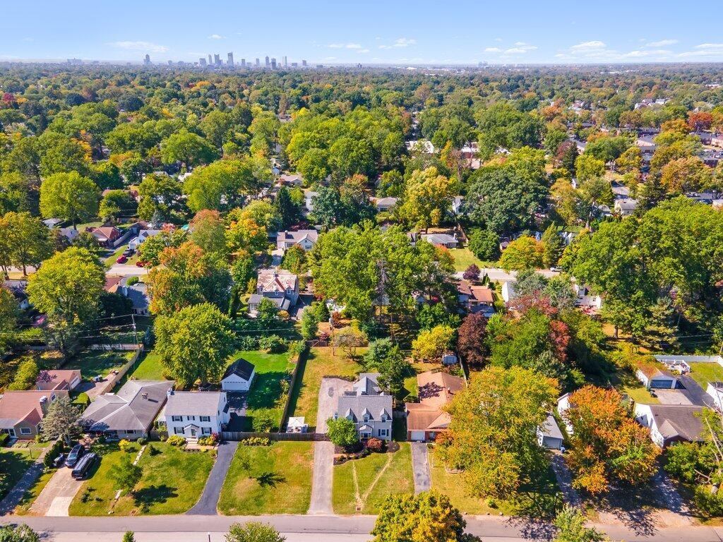 125 Edgevale Road Columbus, OH 43209 - Photo 31 of 34 125 Edgevale Road-40.jpg-SMALL
