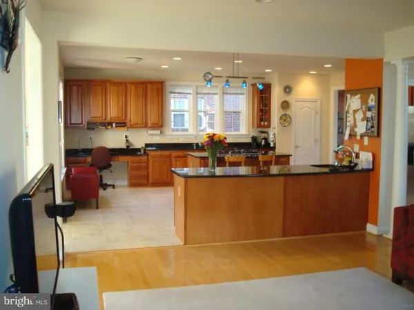 $5,975 | 2341 Brittany Parc Drive, Falls Church, VA 22043