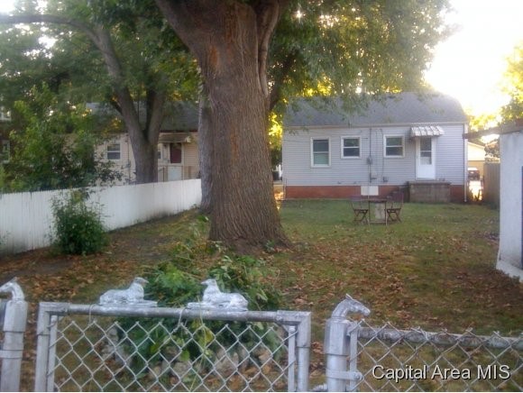 2820 Holmes Avenue Springfield, IL 62704 - Photo 8 of 8 Gallery Image 8