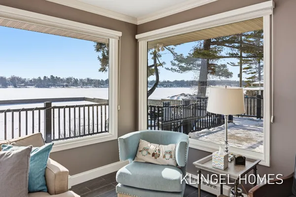 $1,150,000 | 530 Glenwood Avenue, Muskegon, MI 49445