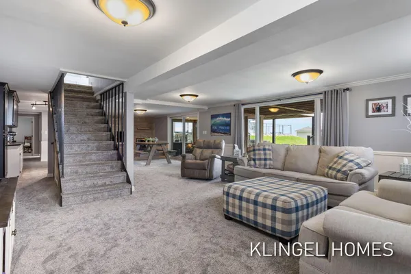 $1,150,000 | 530 Glenwood Avenue, Muskegon, MI 49445