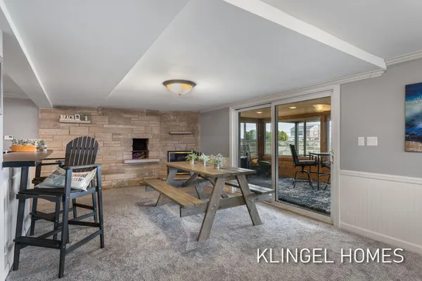 $1,150,000 | 530 Glenwood Avenue, Muskegon, MI 49445