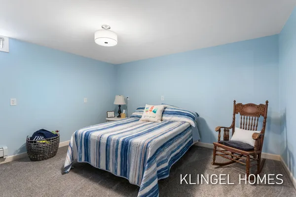 $1,150,000 | 530 Glenwood Avenue, Muskegon, MI 49445