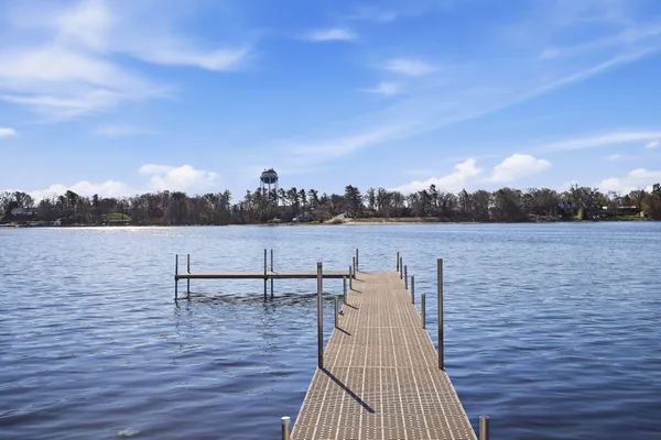 $1,150,000 | 530 Glenwood Avenue, Muskegon, MI 49445
