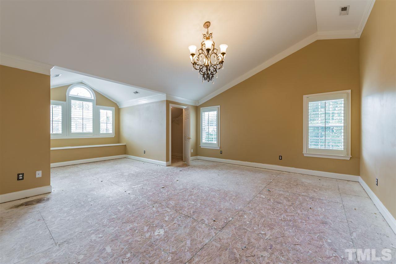 2126 Roland Glen Road Cary, NC 27519 - Photo 14 of 25 Gallery Image 14