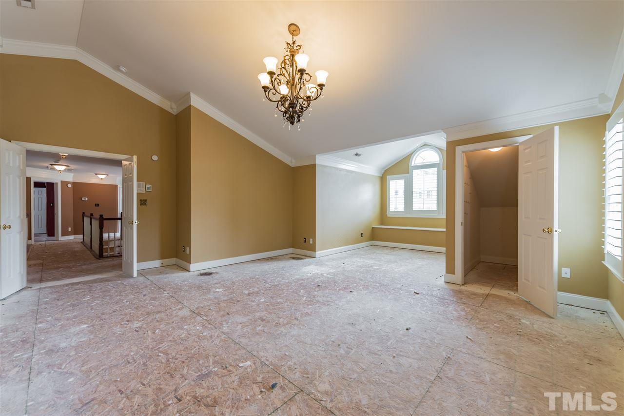 2126 Roland Glen Road Cary, NC 27519 - Photo 15 of 25 Gallery Image 15