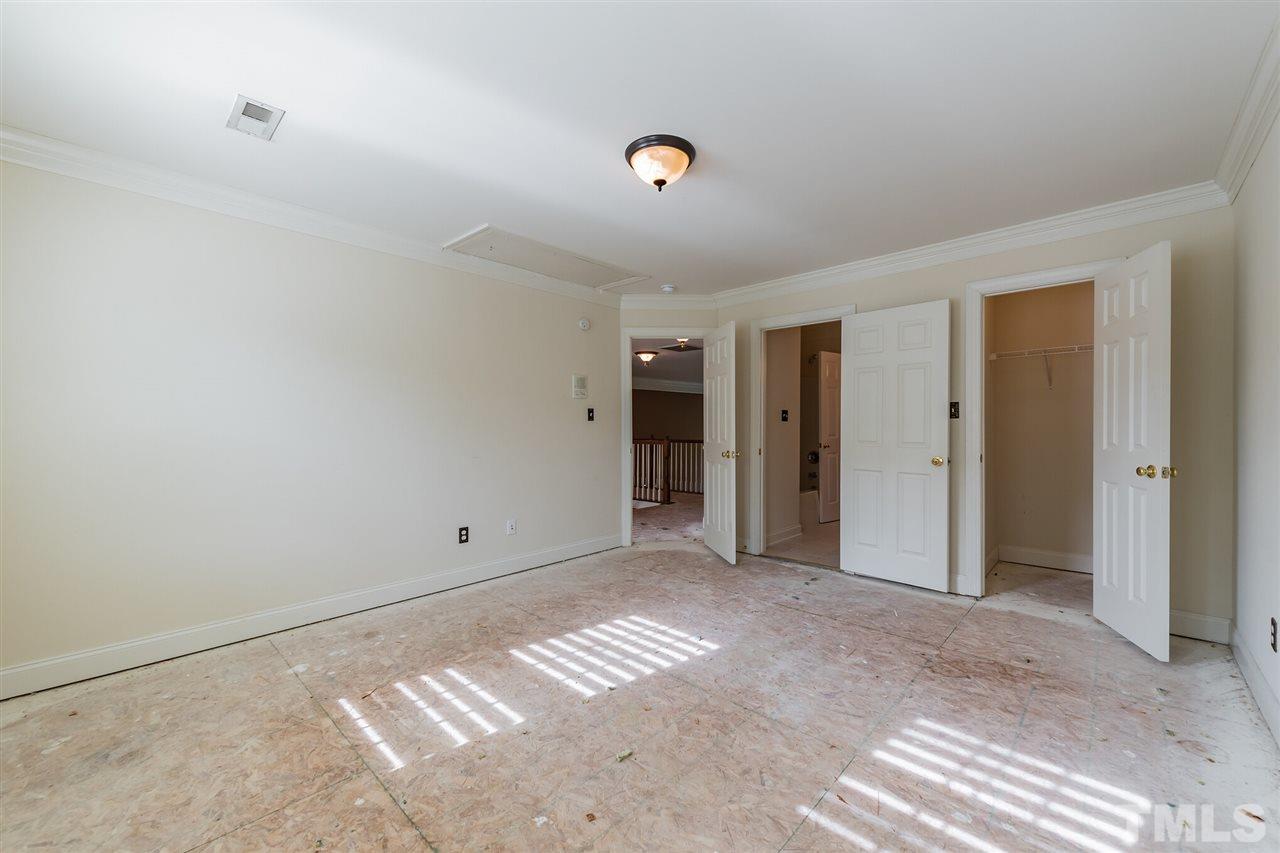 2126 Roland Glen Road Cary, NC 27519 - Photo 18 of 25 Gallery Image 18