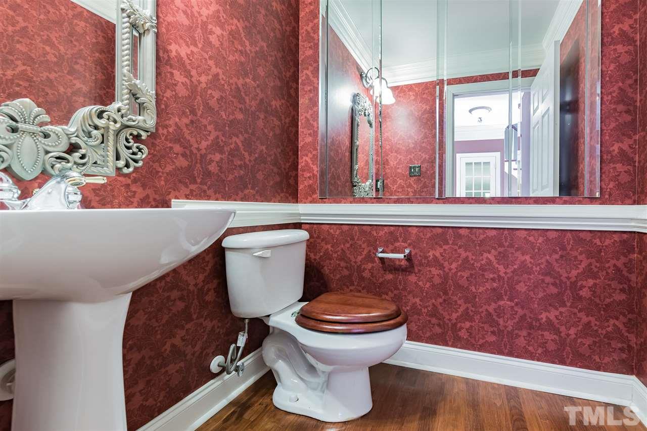 2126 Roland Glen Road Cary, NC 27519 - Photo 24 of 25 Gallery Image 24
