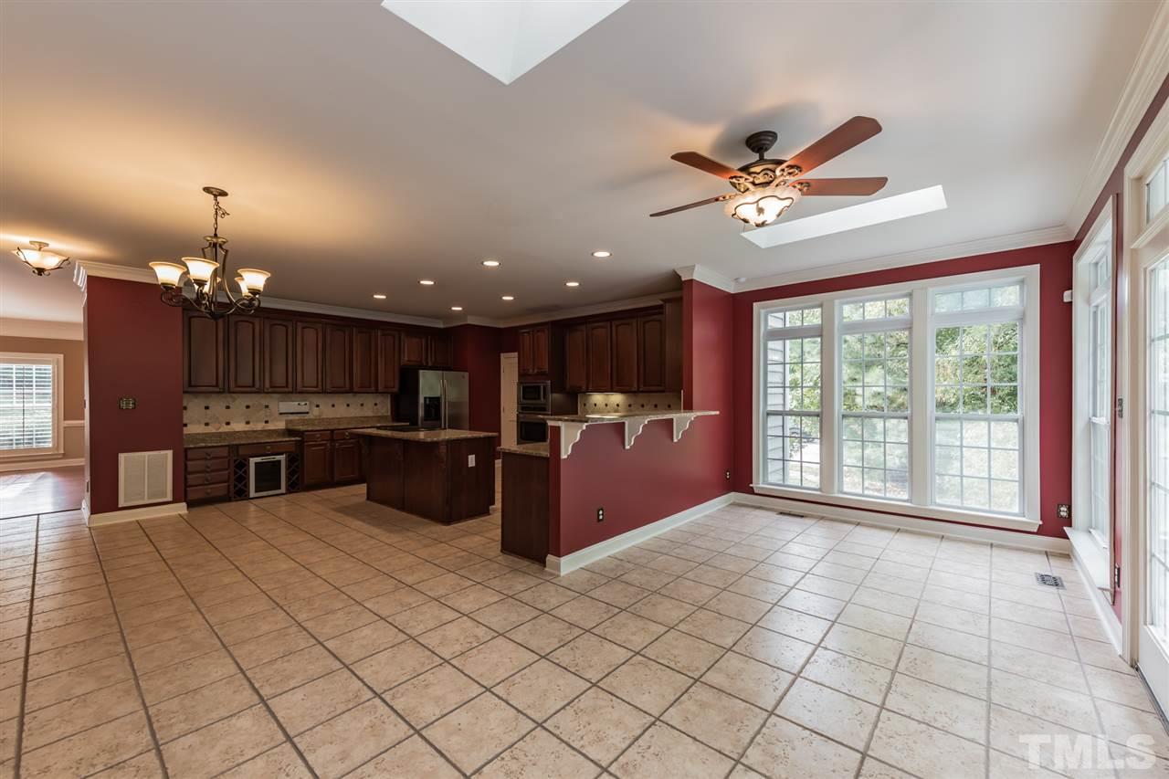 2126 Roland Glen Road Cary, NC 27519 - Photo 8 of 25 Gallery Image 8