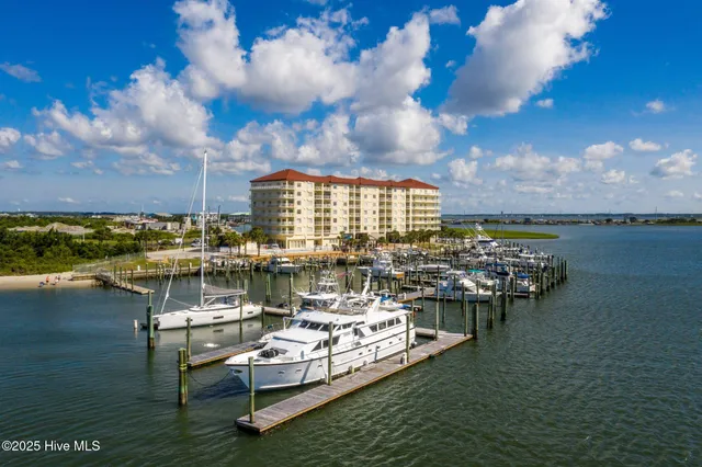 $199,900 | 100 Olde Towne Yacht Club Road, Unit B19, Beaufort, NC 28516