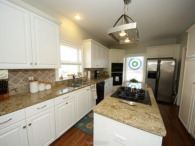 1432 Battle Ground Road Charleston, SC 29412 - Photo 10 of 42 ISLAND WITH GAS COOK TOP WITH POP-UP FAN