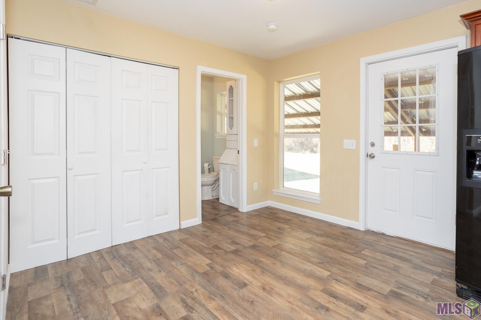 26241 Riverscape Drive Springfield, LA 70462 - Photo 10 of 32