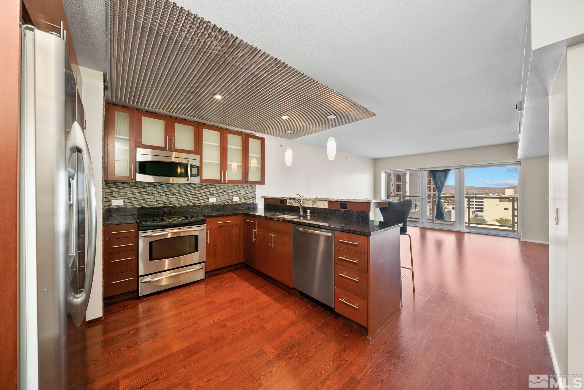 255 North Sierra St Unit 906  