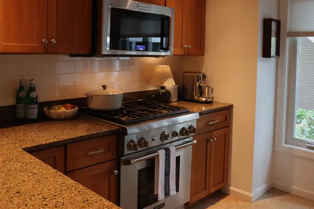 $625,000 | 203 Straw Hill Road, Manchester, NH 03104