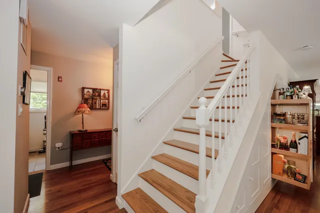 $625,000 | 203 Straw Hill Road, Manchester, NH 03104