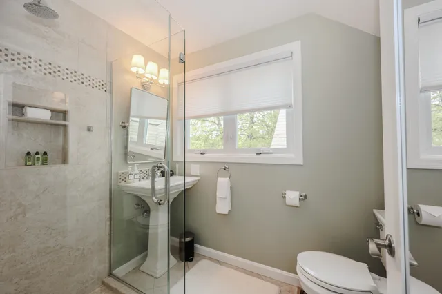 $625,000 | 203 Straw Hill Road, Manchester, NH 03104