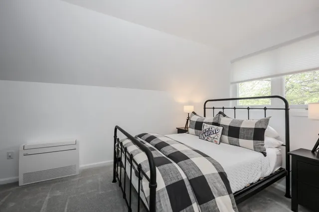 $625,000 | 203 Straw Hill Road, Manchester, NH 03104