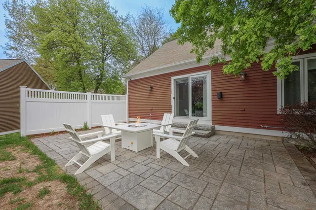 $625,000 | 203 Straw Hill Road, Manchester, NH 03104