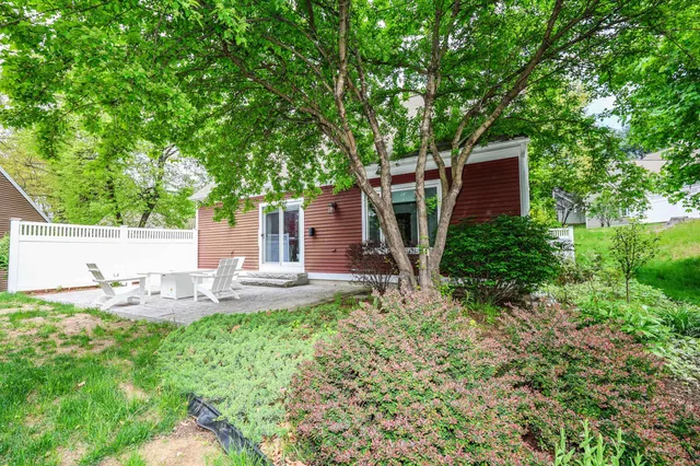 $625,000 | 203 Straw Hill Road, Manchester, NH 03104