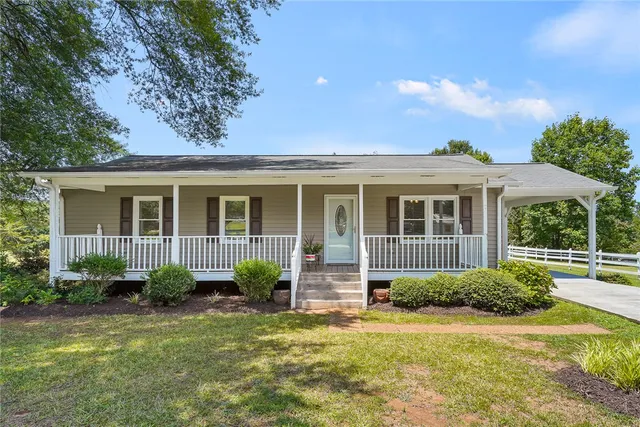 $249,900 | 123 Bass Drive, Fair Play, SC 29643