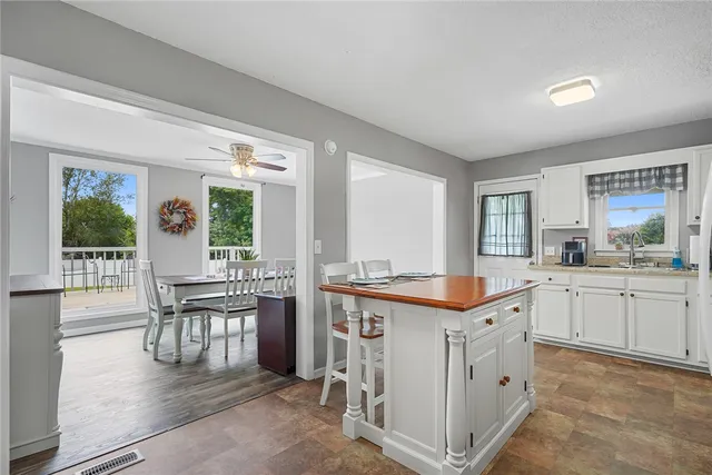 $249,900 | 123 Bass Drive, Fair Play, SC 29643