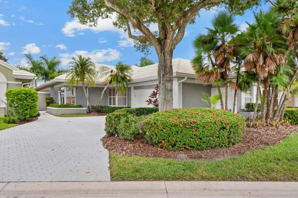 $450,000 | 2479 Southwest Brookwood Lane, Palm City, FL 34990