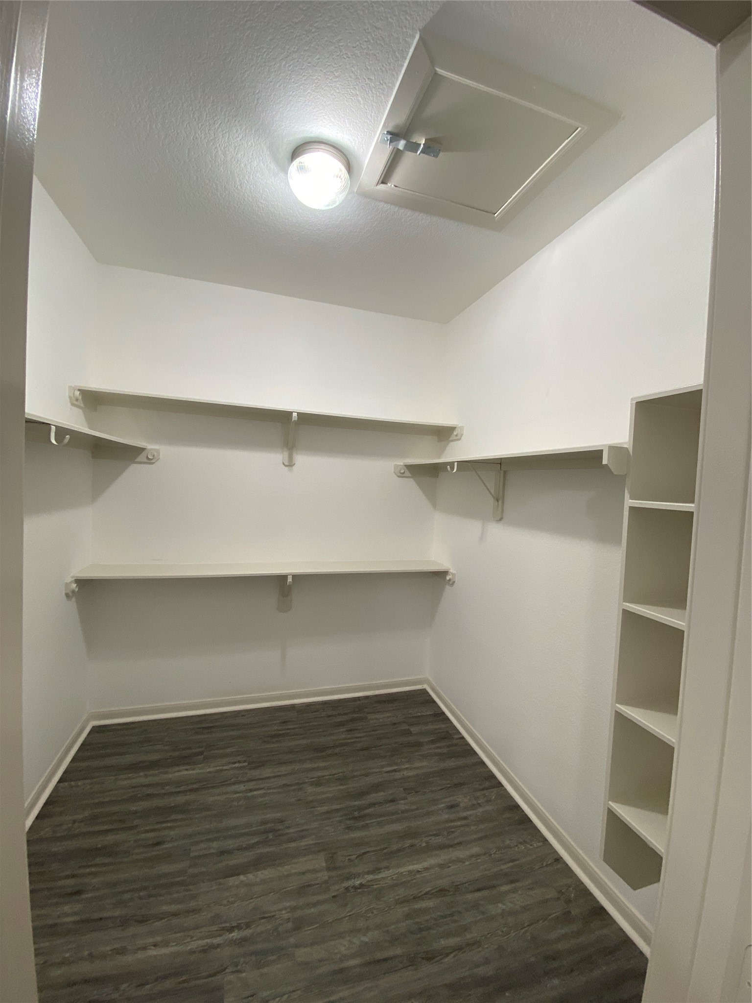 4903 Summer Ridge Drive Conroe, TX 77303 - Photo 17 of 32