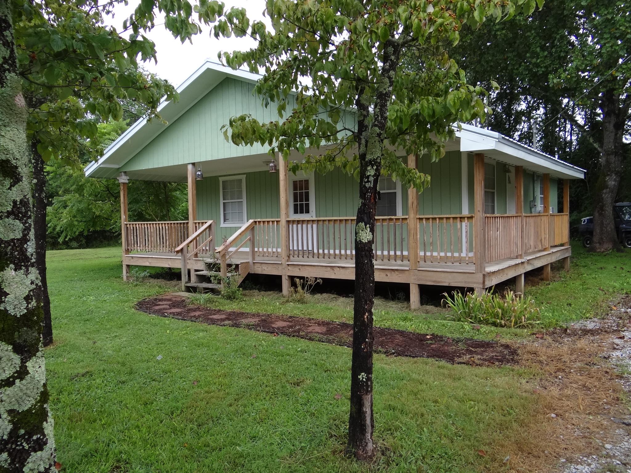 617 Doug Luna Road Walling, TN 38587 - Photo 3 of 13 Cottage cute