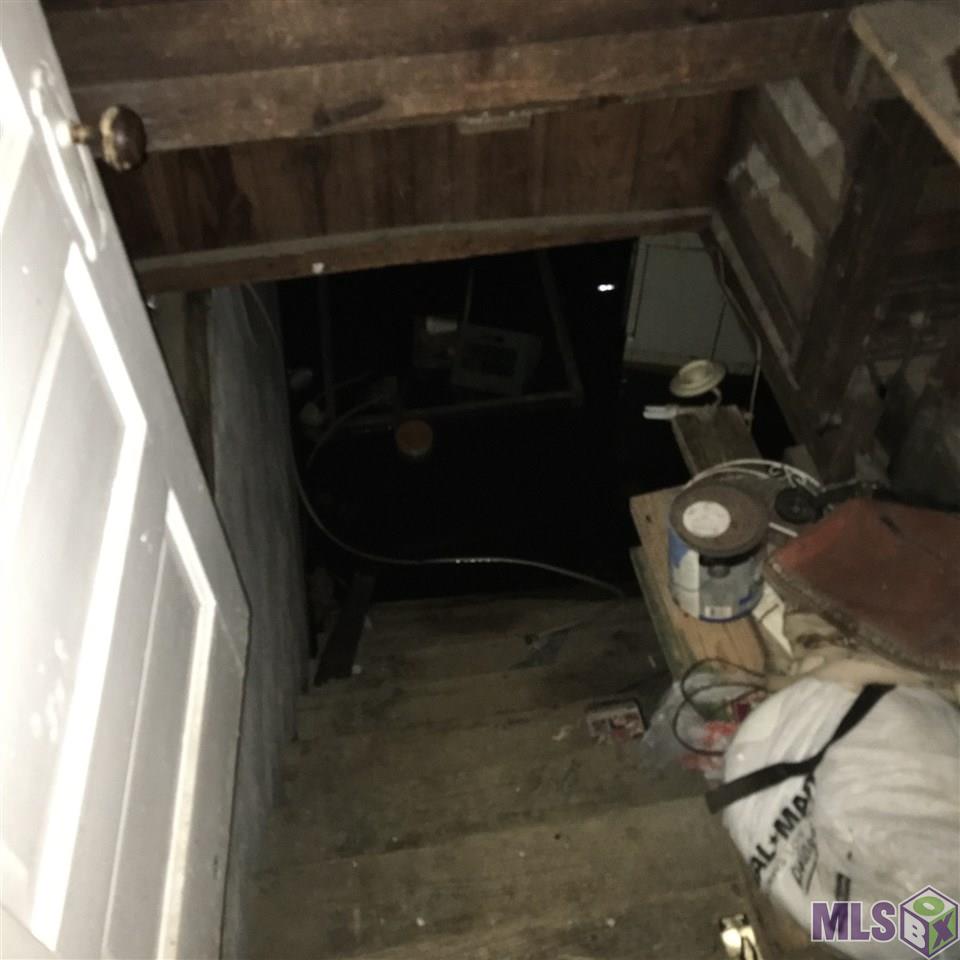 1127 Laurel Street Baton Rouge, LA 70802 - Photo 18 of 33 Basement - Cellar