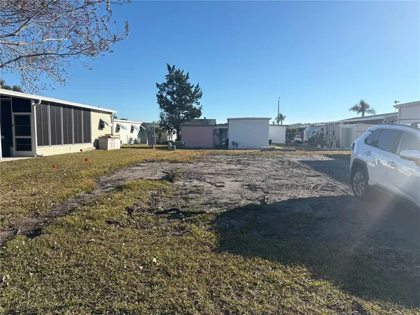 $32,900 | 11300 124th Avenue North, Unit 81, Largo, FL 33778