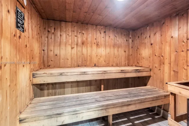 $3,250 | 1833 South Ocean Drive, Unit 1709, Hallandale Beach, FL 33009