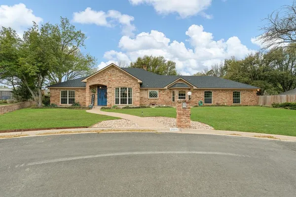 $545,000 | 1004 Canyon Court, Cleburne, TX 76033