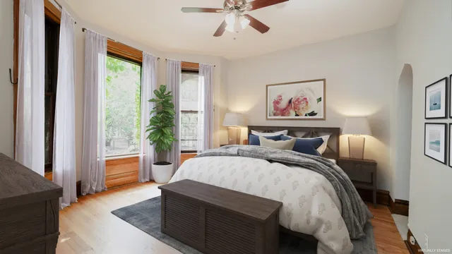 $4,650 | 622 West Briar Place, Unit 1, Chicago, IL 60657