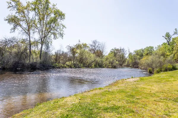 $245,000 | 8701 Highway 41, Unit 44, Fresno, CA 93720