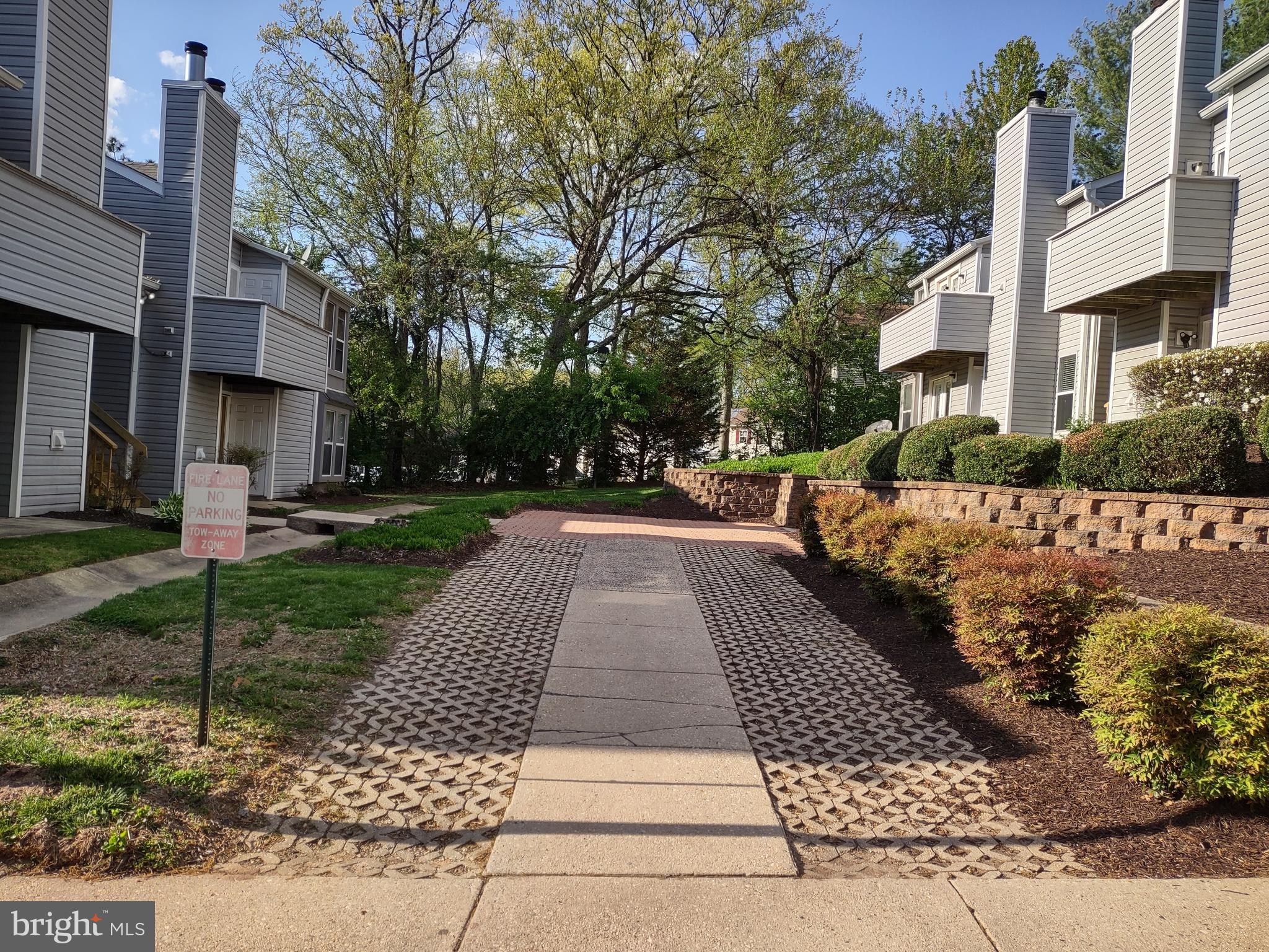 3929 Greencastle Road, Unit 14 Burtonsville, MD 20866 - Photo 43 of 64 Walkway View.