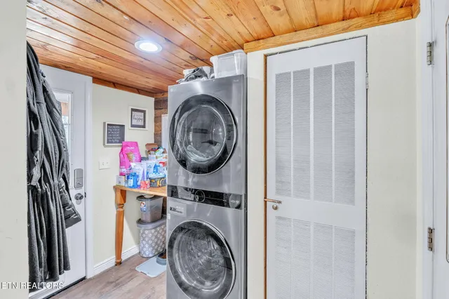 $499,900 | 351 Zac Road, Sunbright, TN 37872