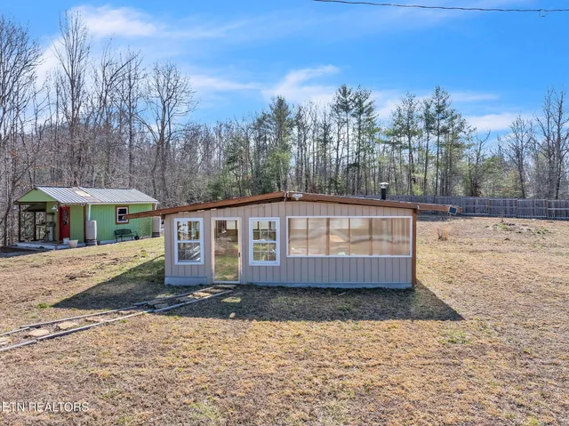 $499,900 | 351 Zac Road, Sunbright, TN 37872