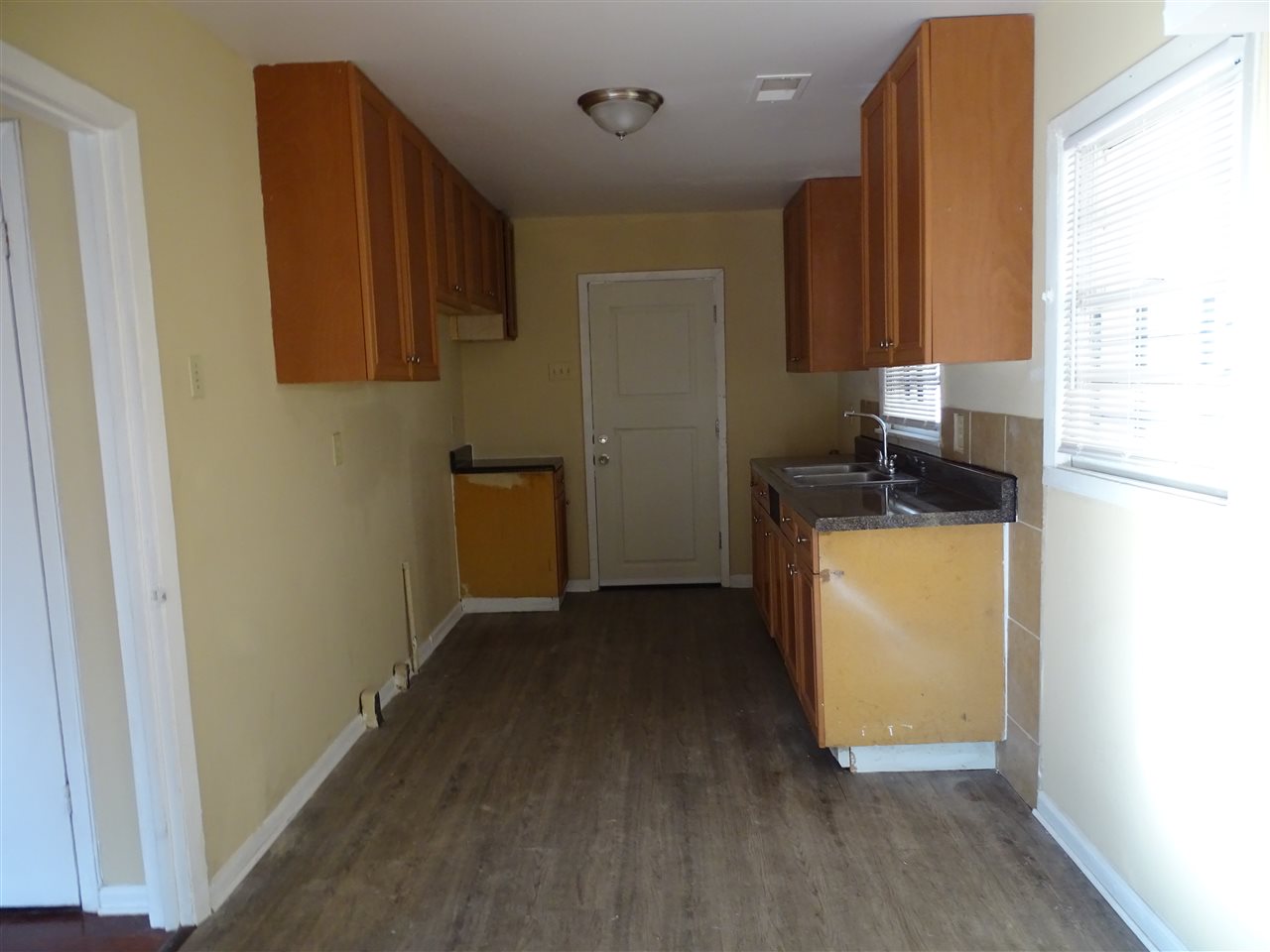 3596 Kathy Road Memphis, TN 38118 - Photo 7 of 21 Gallery Image 7