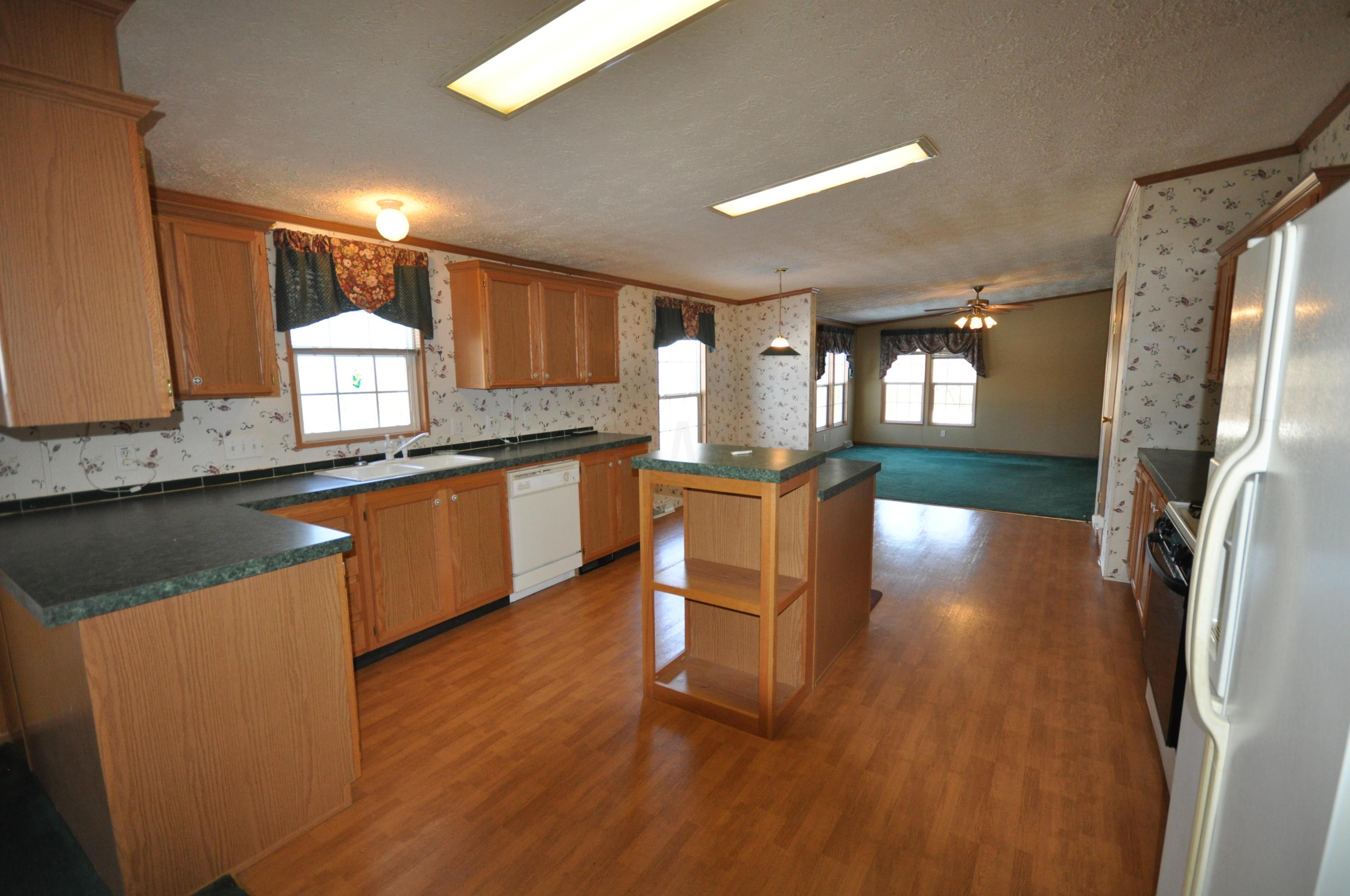 2183 Webb Summit Road Southeast Bremen, OH 43107 - Photo 9 of 20 Gallery Image 9
