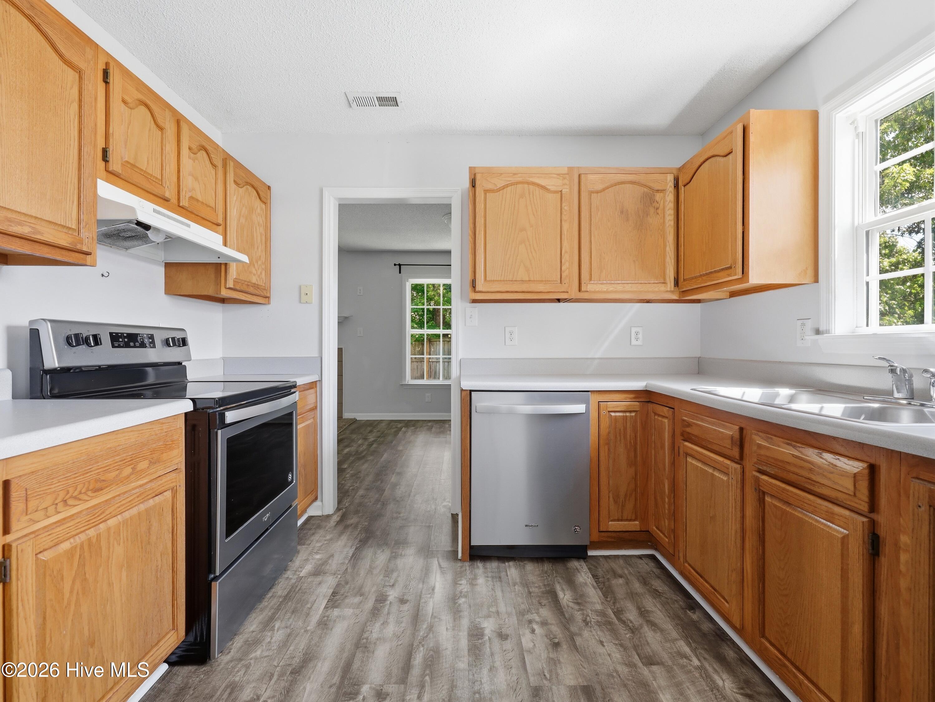 409 Spring Drive Jacksonville, NC 28540 - Photo 22 of 53