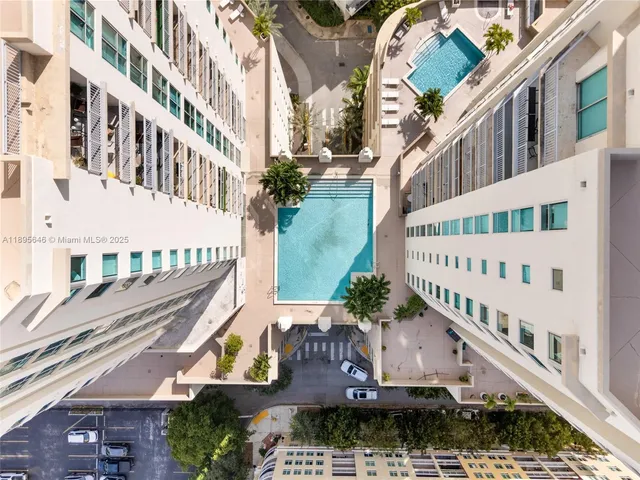 $2,490 | 9055 Southwest 73rd Court, Unit 702, Miami, FL 33156