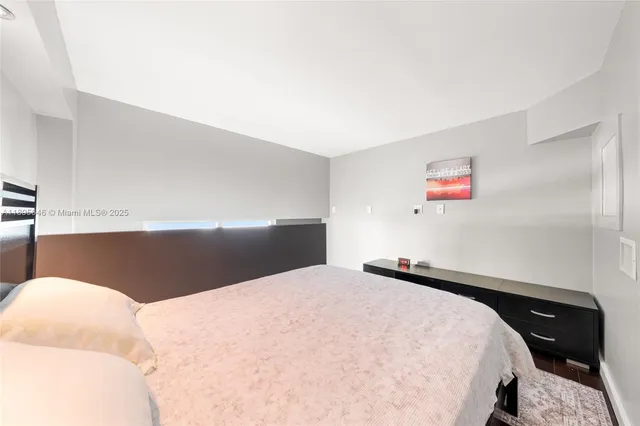 $2,490 | 9055 Southwest 73rd Court, Unit 702, Miami, FL 33156