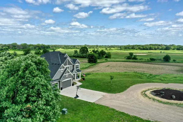 $1,895,000 | 18340 Forest Road North, Forest Lake, MN 55025