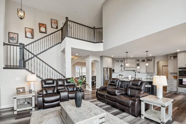 $1,895,000 | 18340 Forest Road North, Forest Lake, MN 55025