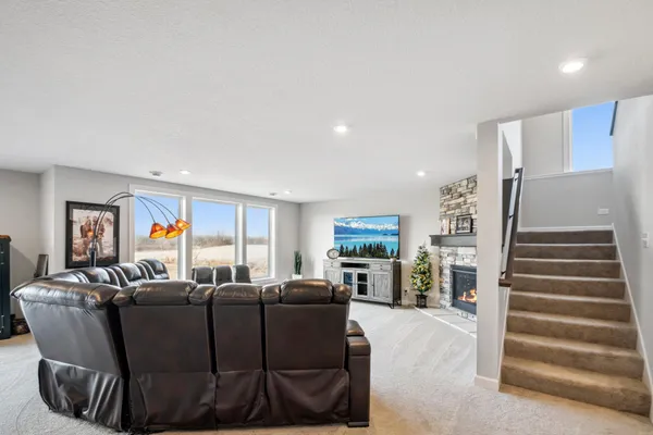 $1,895,000 | 18340 Forest Road North, Forest Lake, MN 55025
