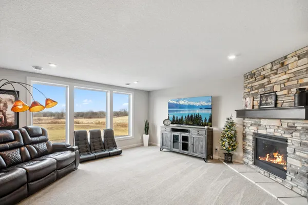 $1,895,000 | 18340 Forest Road North, Forest Lake, MN 55025