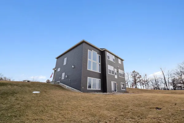 $1,895,000 | 18340 Forest Road North, Forest Lake, MN 55025