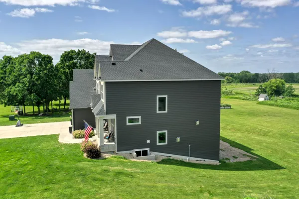 $1,895,000 | 18340 Forest Road North, Forest Lake, MN 55025