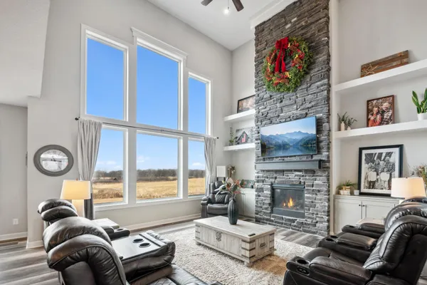 $1,895,000 | 18340 Forest Road North, Forest Lake, MN 55025