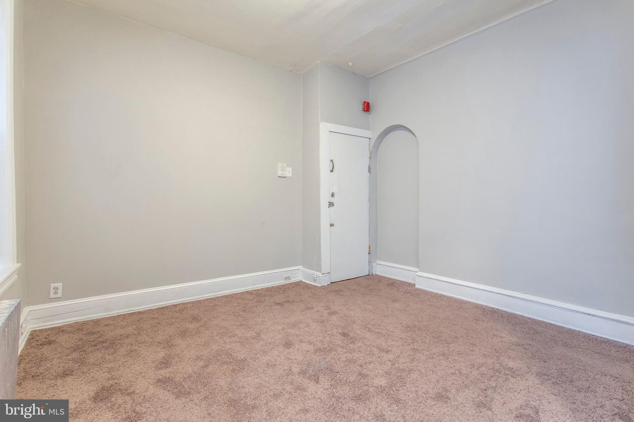 4437 Chestnut Street, Unit 2R Philadelphia, PA 19104 - Photo 4 of 10